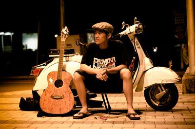 arievrockabilly's profile picture. Tak perlu seseorang yg sempurna, cukup temukan orang yg selalu membuatmu bahagia & membuatmu lebih berarti dari siapapun :)