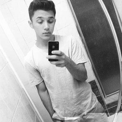 Instagram:Ahmed_Khosravi