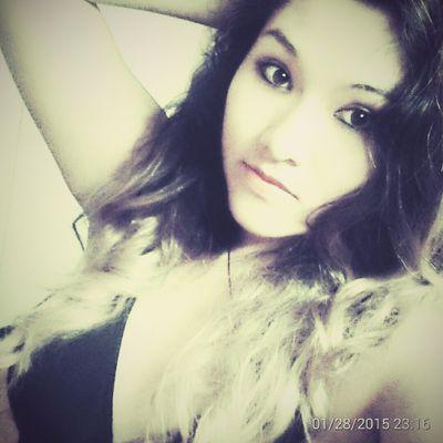 porque estoy loca.. pero estoy mas loca cuando estoy junto a el ^^ !