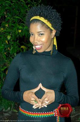 Makeup Artist Extraordinaire/Hair Care Specialist/Beauty Consultant. #teamAries #teamGoGetter #teamLOA