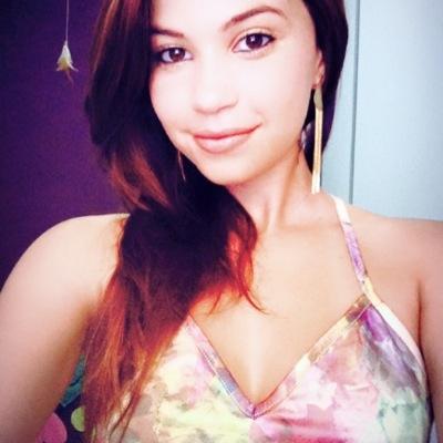 to no twitter pra falar besteira, pq se fosse pra falar de amor eu falava com o marcinho uahsuahsuhhsa
