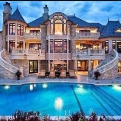 Posting you with dopest houses out there! contact me for business.. amazinghousesbiz@gmail.com