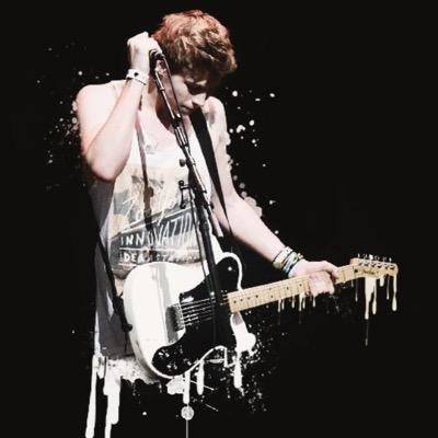 freeeeeeeeefllo's profile picture. FREE FOLLOW FROM @Lhuke5sos GO FOLLOW HIM AND ASK FOR A DM TO LUKE!