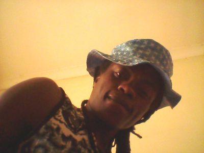 A Member of CommonBrain and Co-founder of Kapa Dry Hiphop Sessions!!!!!#4rm Mamelodi 2 Nellmapius wit love Hehehe!!#Cap City Rap City my City
