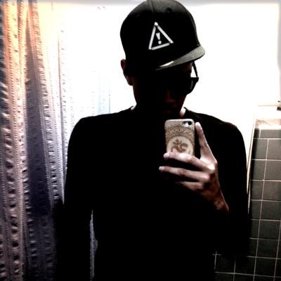 I'M AMAZING. EAT SLEEP RAVE REPEAT ,GOOD VIBES ONLY ,PLUR , PLURNT RUN THE TRAP HDYBYZ HDYGRLZ TURN THE FUCK UP....