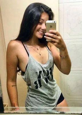 E no final de todos os dias, eu peço a Deus que só o que for verdadeiro permaneça na minha vida.