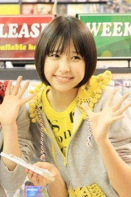 ;´д｀)・・・あー、えっーとその・・・ほのたんの彼氏やらせてもらってますwww