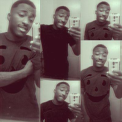 Born 94'Babe Been at it 21 Years I Rap Hustle Grind Hard✊ And I Pray..don't tolerate Bs✊ And ion Know how to argue.BoutWatevaGang