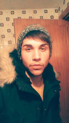 marcoslm94's profile picture. mi vida gira en torno a una balanza solo hay que saber los pesos que tienes que colocar 
sigo siendo persona por que me quedo con el lado de la felicidad