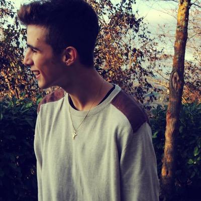 Sono un ragazzo carino ~EnricoPaqualePratticó