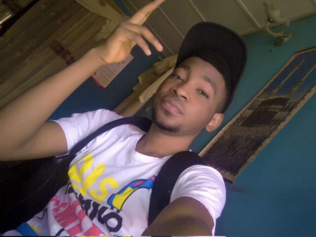 3qa_montana's profile picture. Real id_Mona, Just maself.. Wanna know more?? Hit d ff button & i'll hit mine #2A7EE9D5