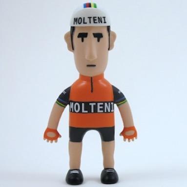 Likes-steel, less than perfect roads, 29, kits, caps and bottles. Skill-I can ride in a straight line for hours. Waylon, Chuck D, Joe Strummer on shuffle.