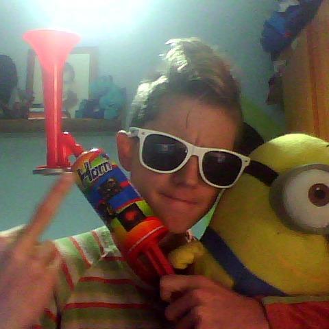 partymagicdlc's profile picture. 