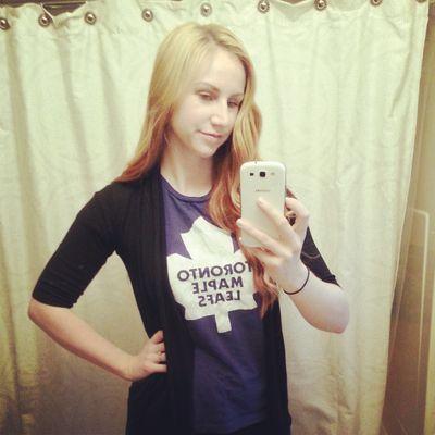 melaniesmith1's profile picture. 26 - mother - wife - avid reader - Leafs Fan - snowboarder - NPC - twitter addict