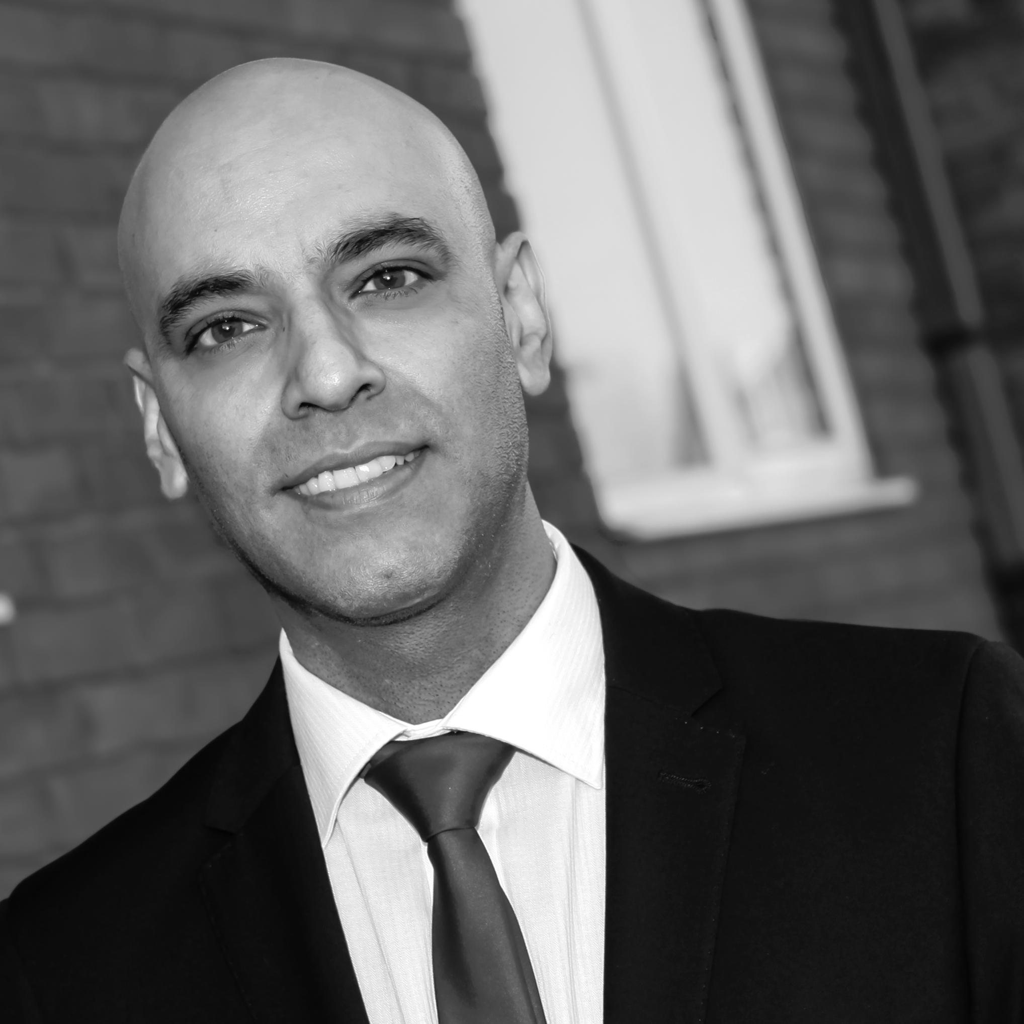 Sales Director who has his head in the clouds! IT is my life, music my soul, people my inspirition. Why sit down when you can stand up?