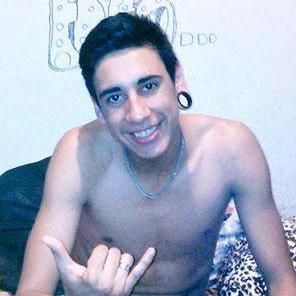 Nací para ser una persona REAL, NO PERFECTO.
Estoy aquí para ser yo mismo, no lo que los demás quieran que sea  ♥Aguante CABJ♥
