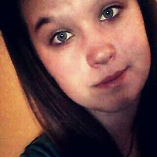 emiliexl27's profile picture. 