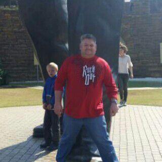 jbezpotter's profile picture. Potter, love the outdoors and proudly gay man