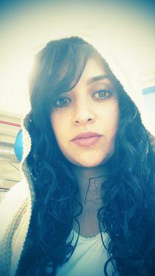 Me gusta reir y me gusta soñar...                        Chiquitita y risueñilla por naruraleza, enamorada de la luna y las etrellas!!!