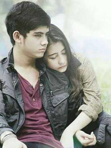 DindaJuanitaR's profile picture. Pindah tangan.