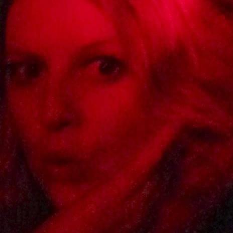 Dirty blonde. Heart of gold. Little bit unhinged. Good with words. Bad with plugs. Still searching for something. Infrequent caller to these parts.