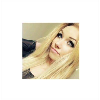 Names Abbey. Dentist. Love Music and Glam MUFC Fan the rest you can guess