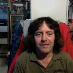 renardbleu013's profile picture. 