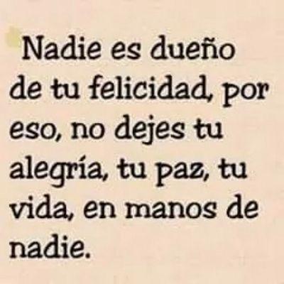 suarezleslie19's profile picture. 