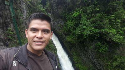 andidrovo's profile picture. 