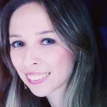 nathyqueiroga's profile picture. 