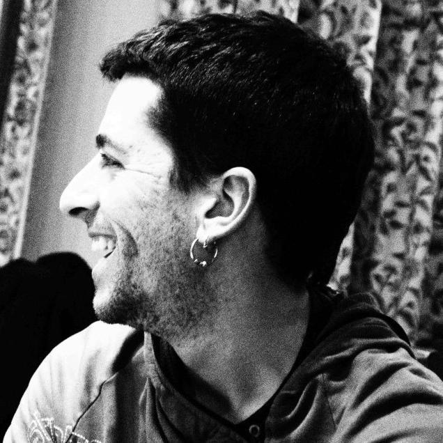 alauzurika's profile picture. 