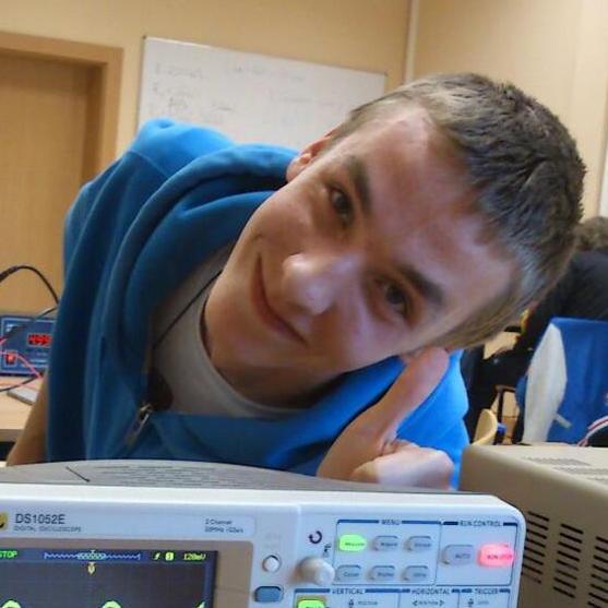 kujtkowsky's profile picture. Student IV roku Informatyki. Fan FC Barcelony. W wolnych chwilach wybawiciel Sanktuarium oraz innych wirtualnych miejsc