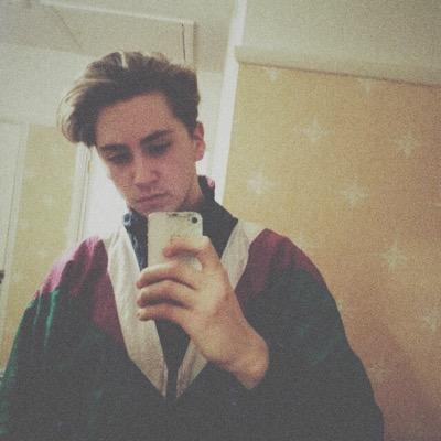 19 years old from Kent.