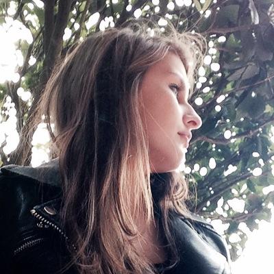 AngieLoletto's profile picture. Etudiante / A créé un compte pour faire plaisir à son prof de réseaux sociaux #lesdevoirsde3eannée