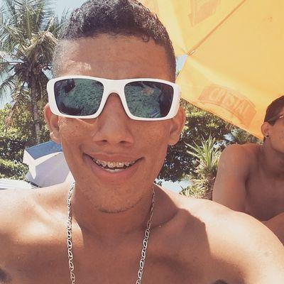 É triste, mas a verdadeira beleza poucos conseguerá enxergar.... whats 99734-9601