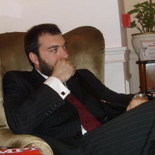 Skiathitis's profile picture. God doesn’t have Twitter, but I follow Him.