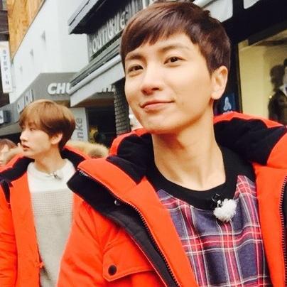 Hello everyone. Im Aulia 98L, im a moeslim, my God is Allah. I love Super Junior and im an ELF esp Angel.