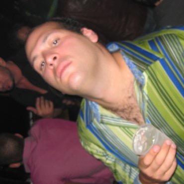 LifeOfRBF's profile picture. Advertising and Marketing executive with an interesting life. Internet marketing is my life and proud supporter of all (mt) Media Temple products!