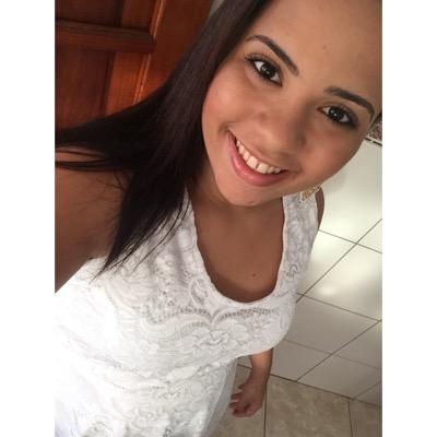 Neninha_10's profile picture. 