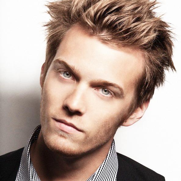 TaylorAxelsson's profile picture. Aspiring artist. Student. Witch. 18. [Literate RP]