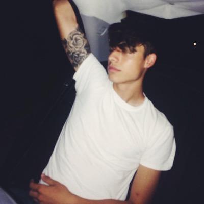 enzorpgdu's profile picture. antons • break dance✌️