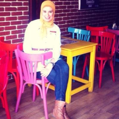 زربونة.عصبية.أي أستظراف في المنشن هيأخد أحلي بلوك.بهري في السياسة بس لما قلبي بيوجعني بقلب حكم ومواعظ. #مصر أغلي عندي من أمي الي خلفتني.أهلوية جدا. DM = Block