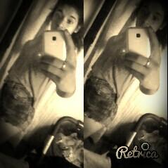 NayiiPerez's profile picture.