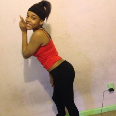 makilachappell's profile picture. talk to many but dont trust any 
fmoi@kila_baby
life is like a roller coaster u just got to be ready to enjoy the ride