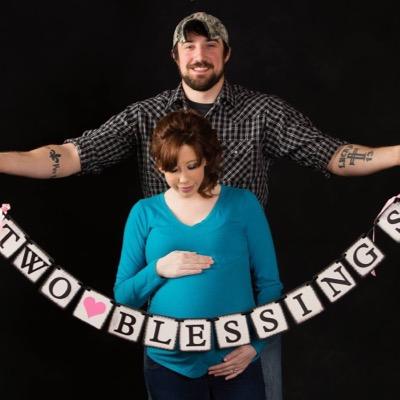 lamabelmarie's profile picture. I love comic books, tattoos, Jesus and tiaras