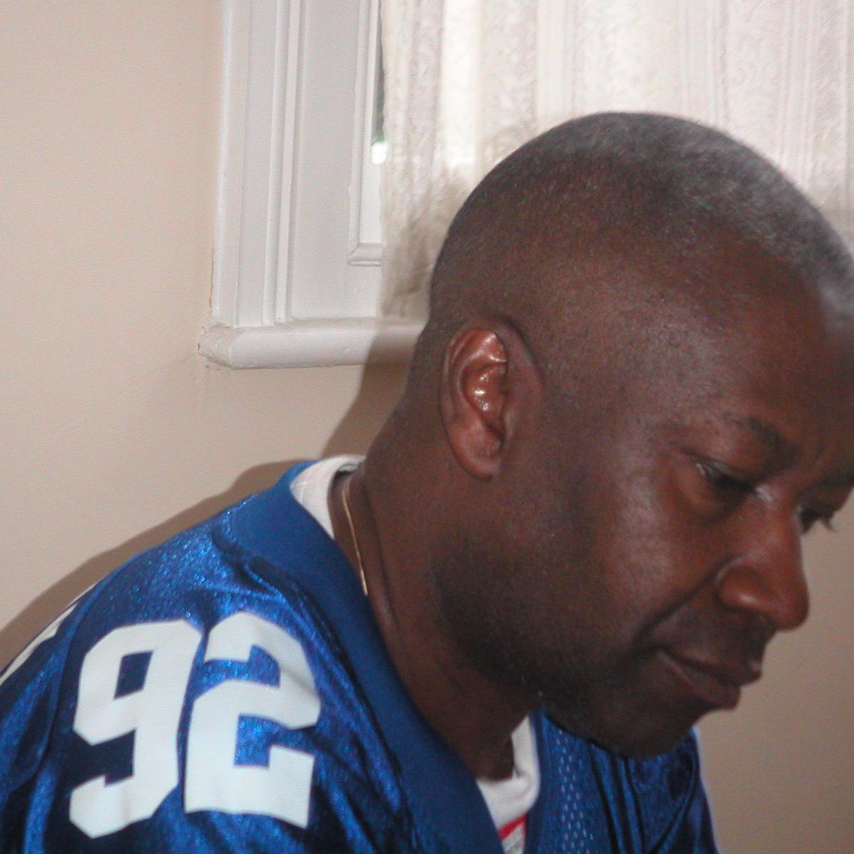 gordonellington's profile picture. 