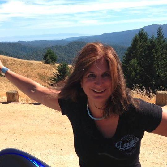 Living my best life enjoying travel, photography, motorcycles, cooking, antiquing, interior design, indie country music. Love cats. Married.