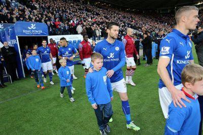 Dad of 2 Married to my best friend Sue love LCFC Owner of Elliott Valeting