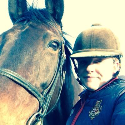 24, qualified primary teacher. Love my sport, horse riding! Fun, chatty and bubbly :) xxx