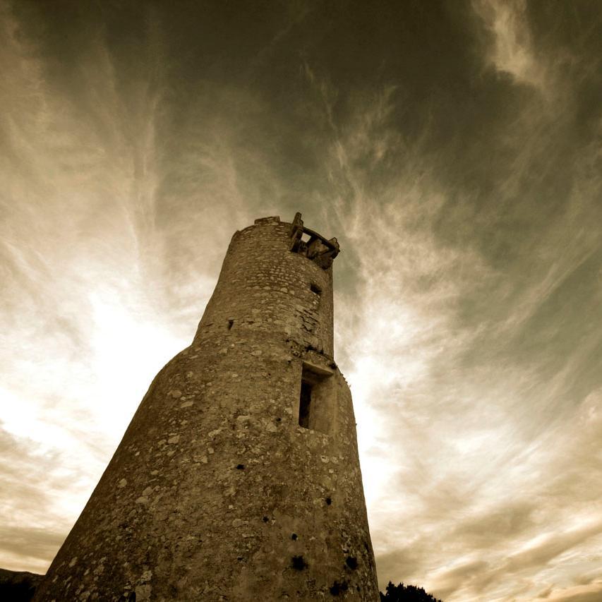 DeniaOcio's profile picture. Lo mas interesante de #Denia #Ocio #Gastronomia #Deporte #Cultura #Turismo #OcioDenia #Actividades #MarMediterraneo